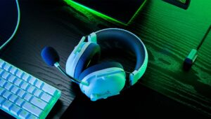 Razer BlackShark V2 Pro 2023 Edition Wireless Gaming Headset Now Available – Offers Several Improvements,  Better Mic, Better Batter Life, and More